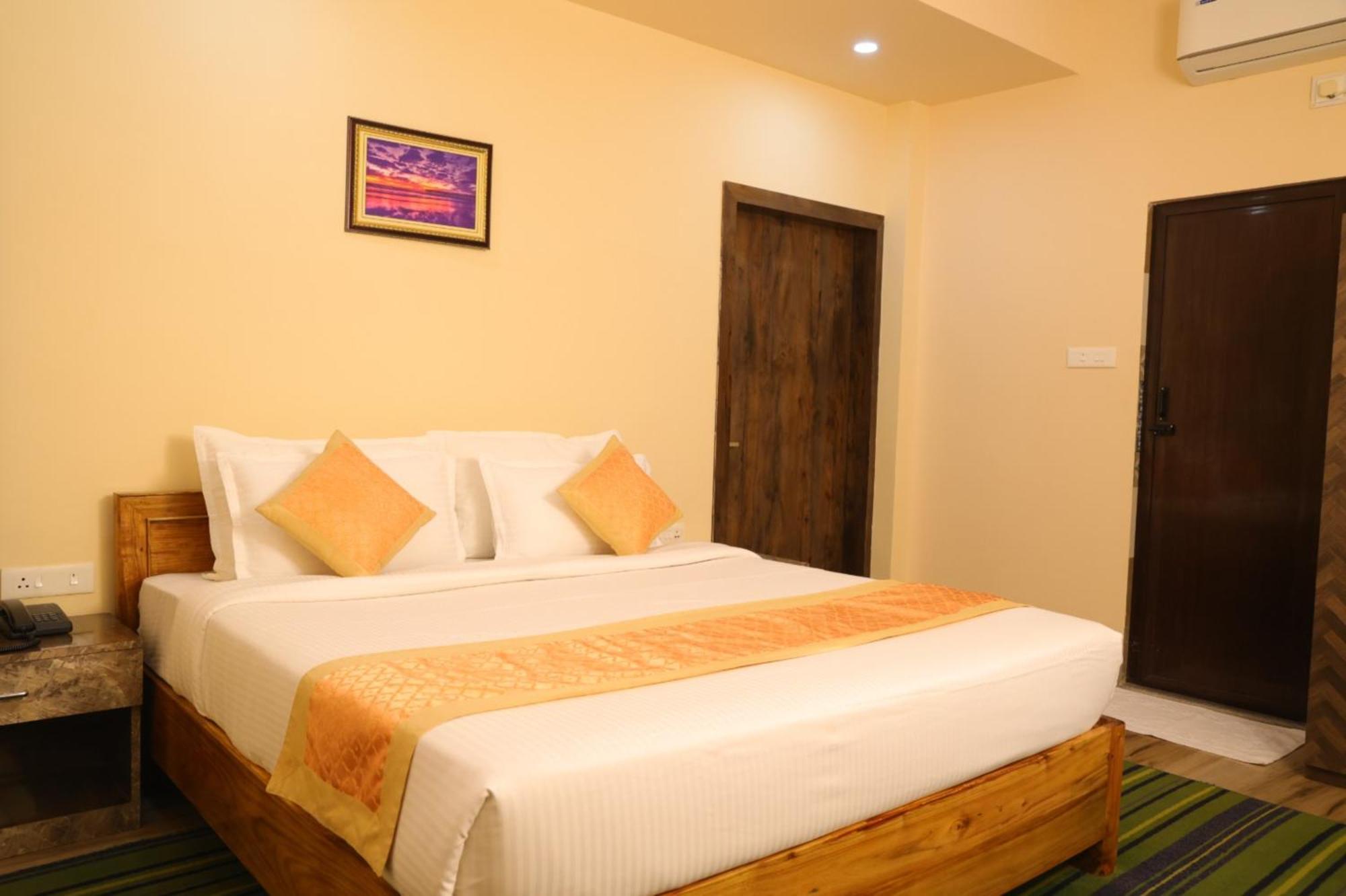 Goroomgo Silicon Residency Puri Near Sea Beach & Temple - Luxurious Room - Lift And Parking Facilities - Best Seller Exteriér fotografie
